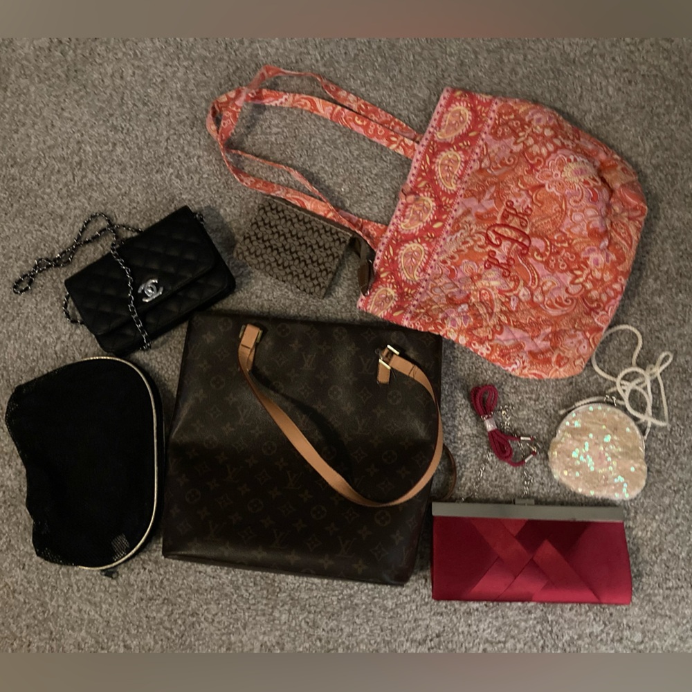 Lot of 7 purses hand bags